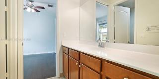 4631 Mediterranean Cir Gallery 20