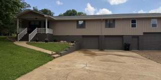 7620 Greenwood Road Gallery 1