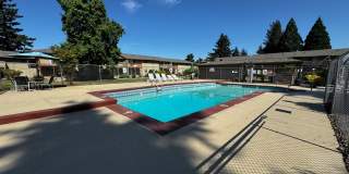 Gateway Village Gallery 19