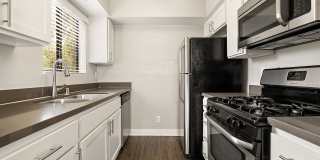 4250 Coldwater Canyon Apartments Gallery 5