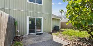 Adorable Beach Townhouse Close to Downtown Gallery 23