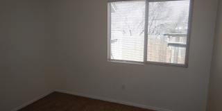 Cute 4 bedroom home in Silver Shores Gallery 9