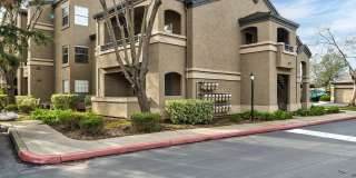 Cobble Oaks Gallery 34