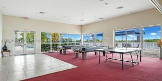 1075 NE Miami Gardens Dr Gallery 34