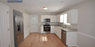 Adorable 3bd 2 ba home with washer/dryer included! Gallery 7