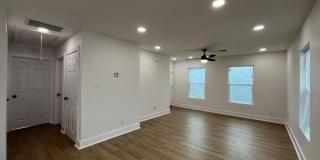 2239 Burnet St Gallery 9