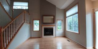 2 Bedroom 1.5 Bathroom End Unit Townhome in Hudson Gallery 9