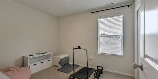 898 N 18th Avenue ~ Spacious & Immaculately Maintained Townhome Gallery 21