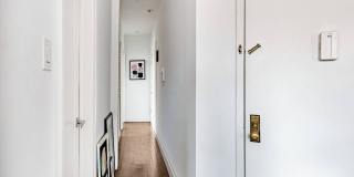 411 Manhattan Avenue Gallery 21