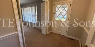 Spacious One Level Home with Den, Granite Kitchen Island, and 2 Car Carport Gallery 4