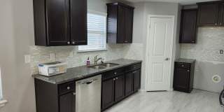 7345 Northwest 148th Street Gallery 5