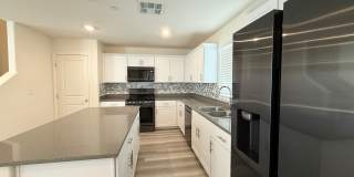 Modern Townhome Near Lone Mountain | Gated & Pool Gallery 10