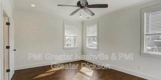 1113 Park St Gallery 23
