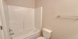 204 Waybill Circle Gallery 20