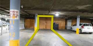 Furnished Top-Floor West LA Townhome Near Sawtelle and UCLA Gallery 29