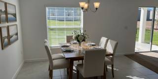 ***FREE RENT!!*** Beautiful 3 Bedroom/2 Bathroom Home in Haines City Gallery 5