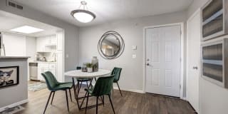 Waterfield Court Apartment Homes Gallery 3