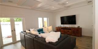 7961 SW 110th Ter Gallery 16