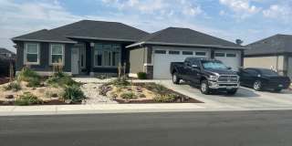 4 bedroom 2 bath, Quincy Gallery 1
