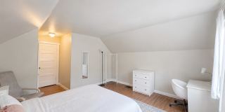 375 Probasco Gallery 24