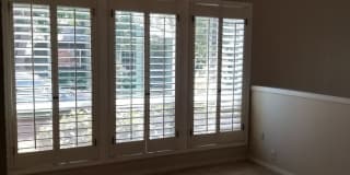 CUTE & CLASSY IN LAKE OSWEGO! Gallery 7