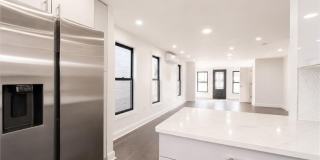 2171 Hendrickson Street Gallery 17