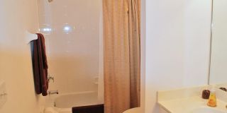 **PELICAN SOUND**2 BEDS 2 BATHS***FURNISHED SEASONAL RENTAL*** Gallery 9