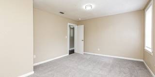 5610 Perry Street Gallery 12