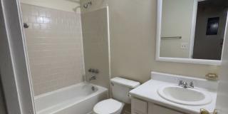 6338 W. Fairfield Dr., Unit B Gallery 4