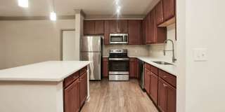 Station 92 at Woodstock Apartments Gallery 5