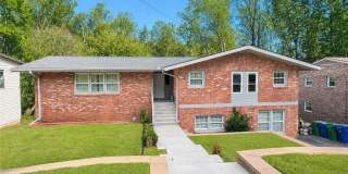 995 Fleetwood Circle SW Gallery 1