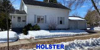 3-Bedroom 1 1/2 Bath Single-Family Home Near John Marshall Elementary School Gallery 1