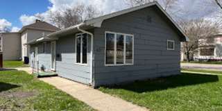 2 bed 1 bath House Gallery 1