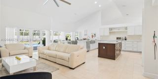 9717 SW 111th Ter Gallery 13