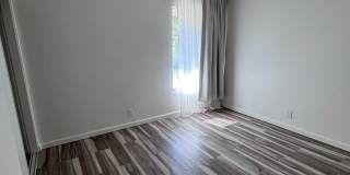 North Palm Springs Beauty move in special $500.00 of first month Gallery 9