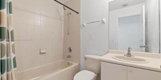1406 Southeast 26th Court Gallery 9