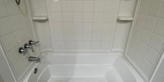 Nice Spacious 3 Bed 1.5 Bath House Total Electric.  Yard Care Included.  Fridge & Washer and Dryer can stay for $100 more pre month. Gallery 8