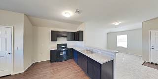 Spacious 3 Bedroom 2 Bath Home in Mustang Schools Gallery 9