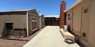 4 bedroom 2 1/2 bath  Home Gallery 30