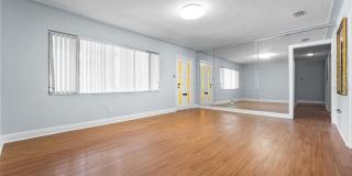 2505 E 19TH Avenue Gallery 6