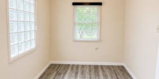 Quaint Home in Desirable Midtown Neighborhood! Gallery 14