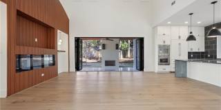 10365 Waters Road Gallery 24