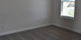 201 Bainbridge Drive Gallery 13