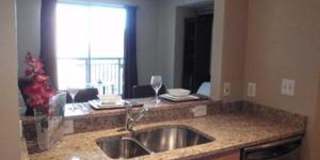 2050 Jamieson Ave Gallery 1