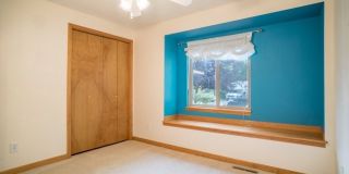 Must see House in North Longmont Gallery 14