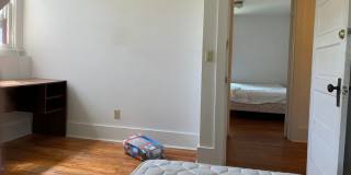 NE Gallery 12