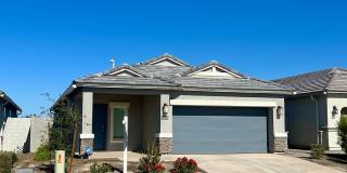 3-bedroom home In Superstition Vistas, just 2 years new Gallery 1