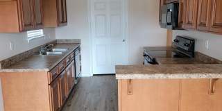 1701 E Woodbridge Circle Gallery 5