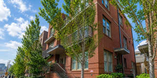 Stylish Germantown Townhome - Walkable Neighborhood Gallery 1