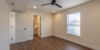 Highland Park Gallery 23